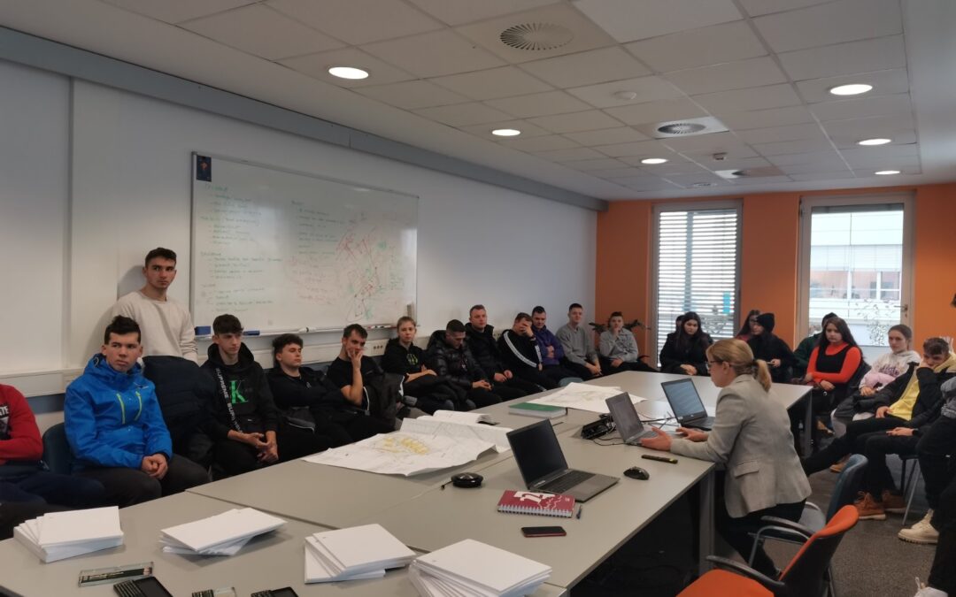 Obisk projektivnega biroja