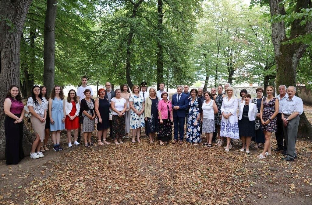 Aprila Prašiček Kovač prejela občinsko priznanje