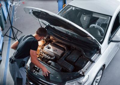 AVTOSERVISNI TEHNIK – PTI