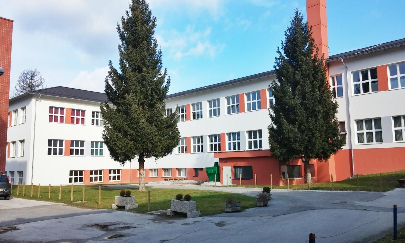 Gimnazija in srednja šola za kemijo in farmacijo Ruše