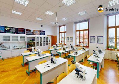 Gimnazija Kranj, moderna izobraževalna ustanova v Kranju.