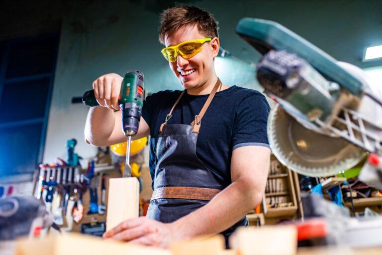 LESARSKI TEHNIK - PTI - SMER IZOBRAŽEVANJA