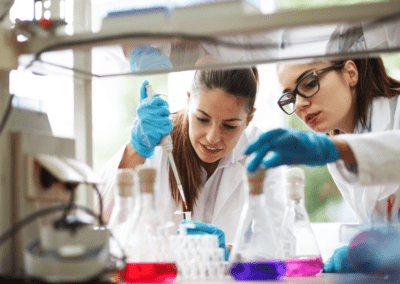 Laboratorijski tehnik kemije