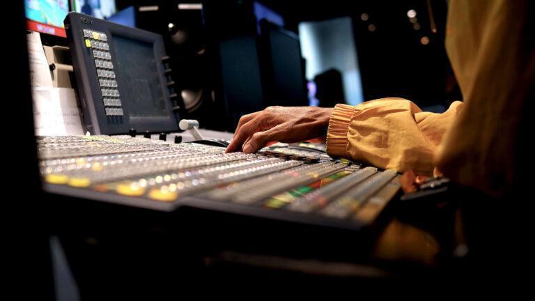 Multimedijski tehnik - poklic