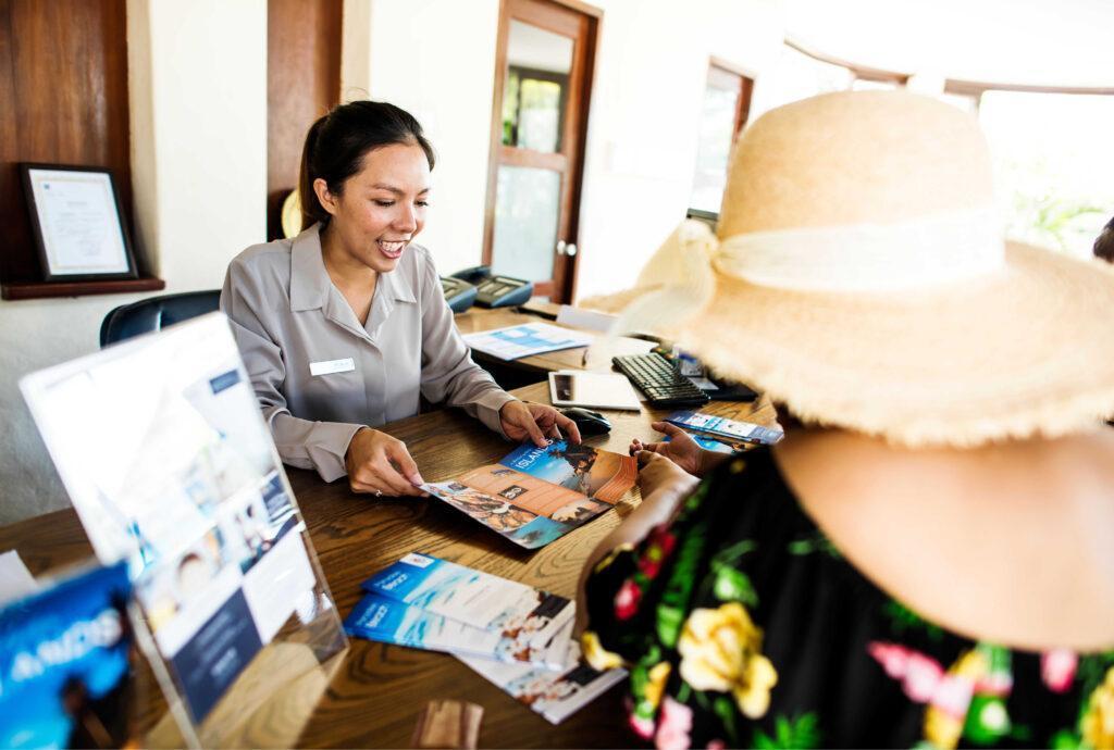 Poklic - posredovalec turističnih in prometnih informacij