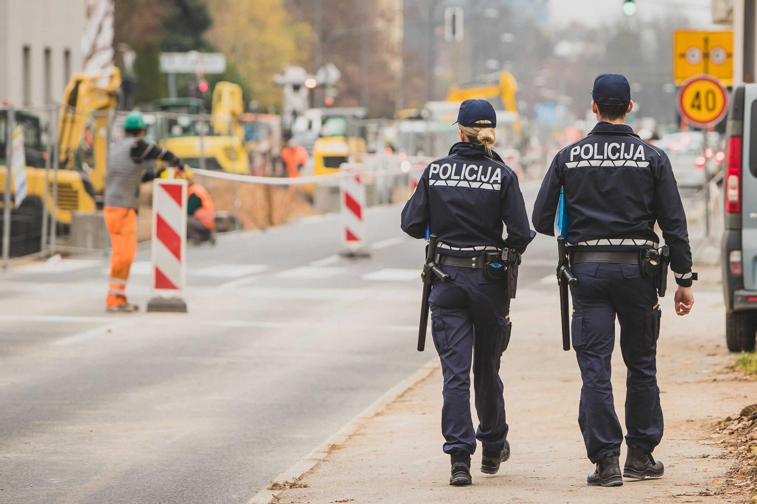 Policist – poklic Policist - poklic