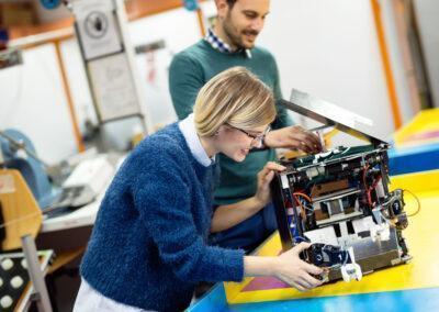 RAČUNALNIKAR – SPI