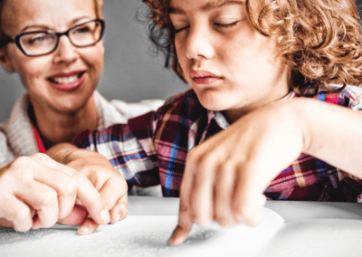 Učitelj za slepe in slabovidne otroke in mladostnike
