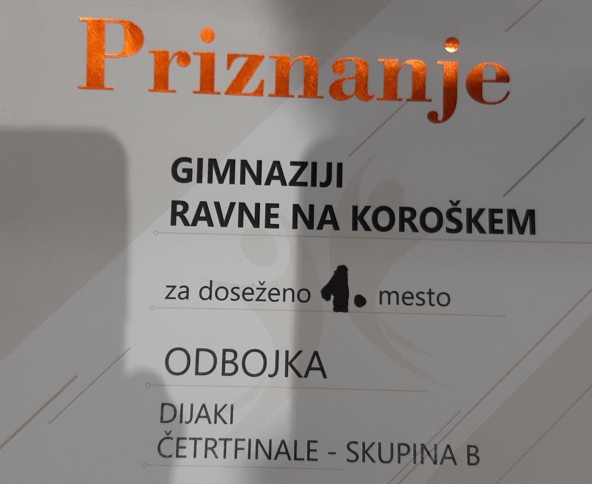 ZMAGA NAŠIH ODBOJKARJEV V MARIBORU ZMAGA NAŠIH ODBOJKARJEV V MARIBORU