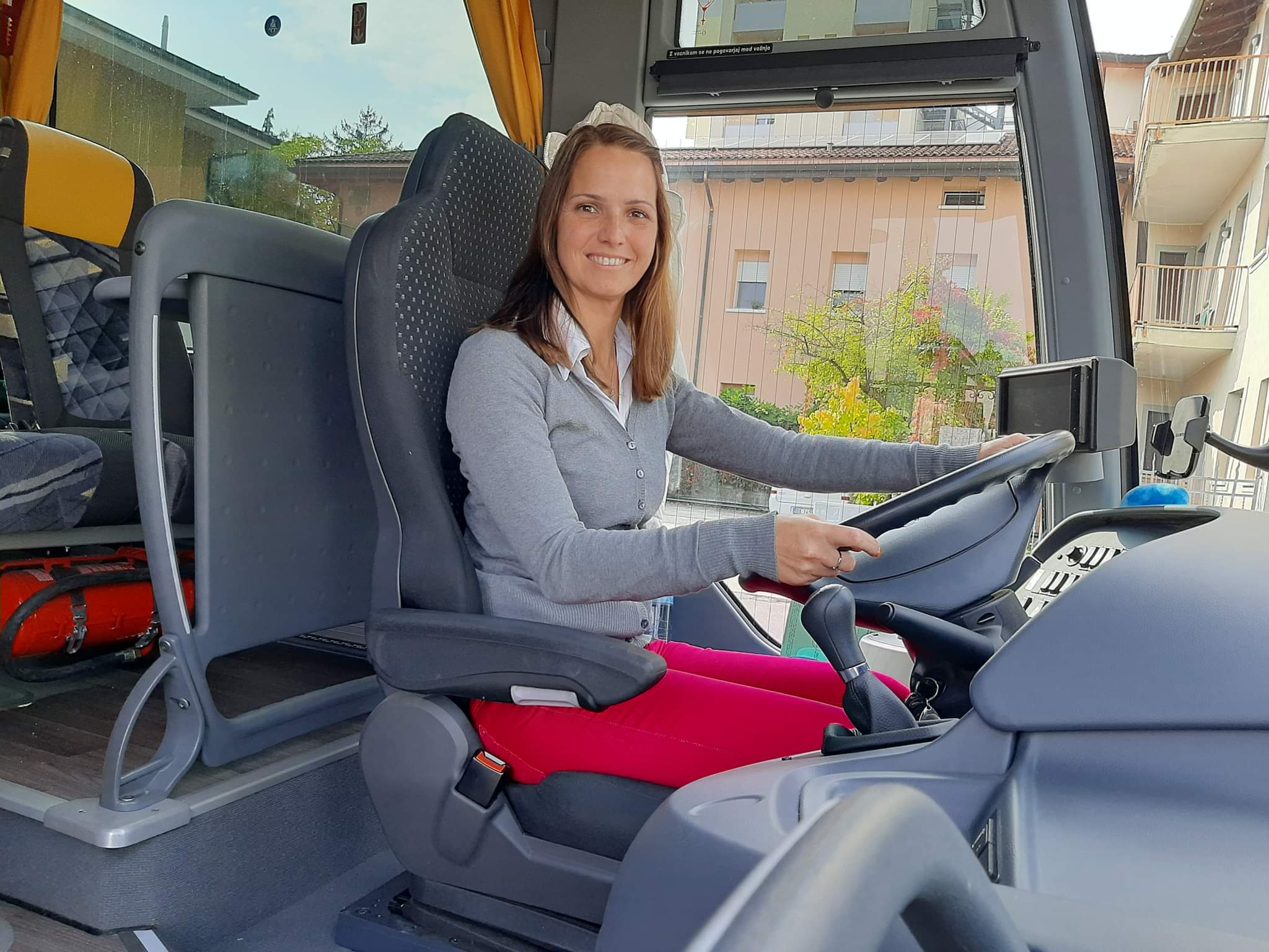 Kako je diplomirana geografinja postala voznica avtobusa