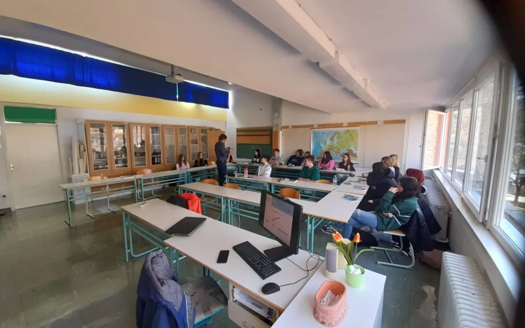  DELAVNICA PODJETNIŠKEGA CENTRA SLOVENJ GRADEC