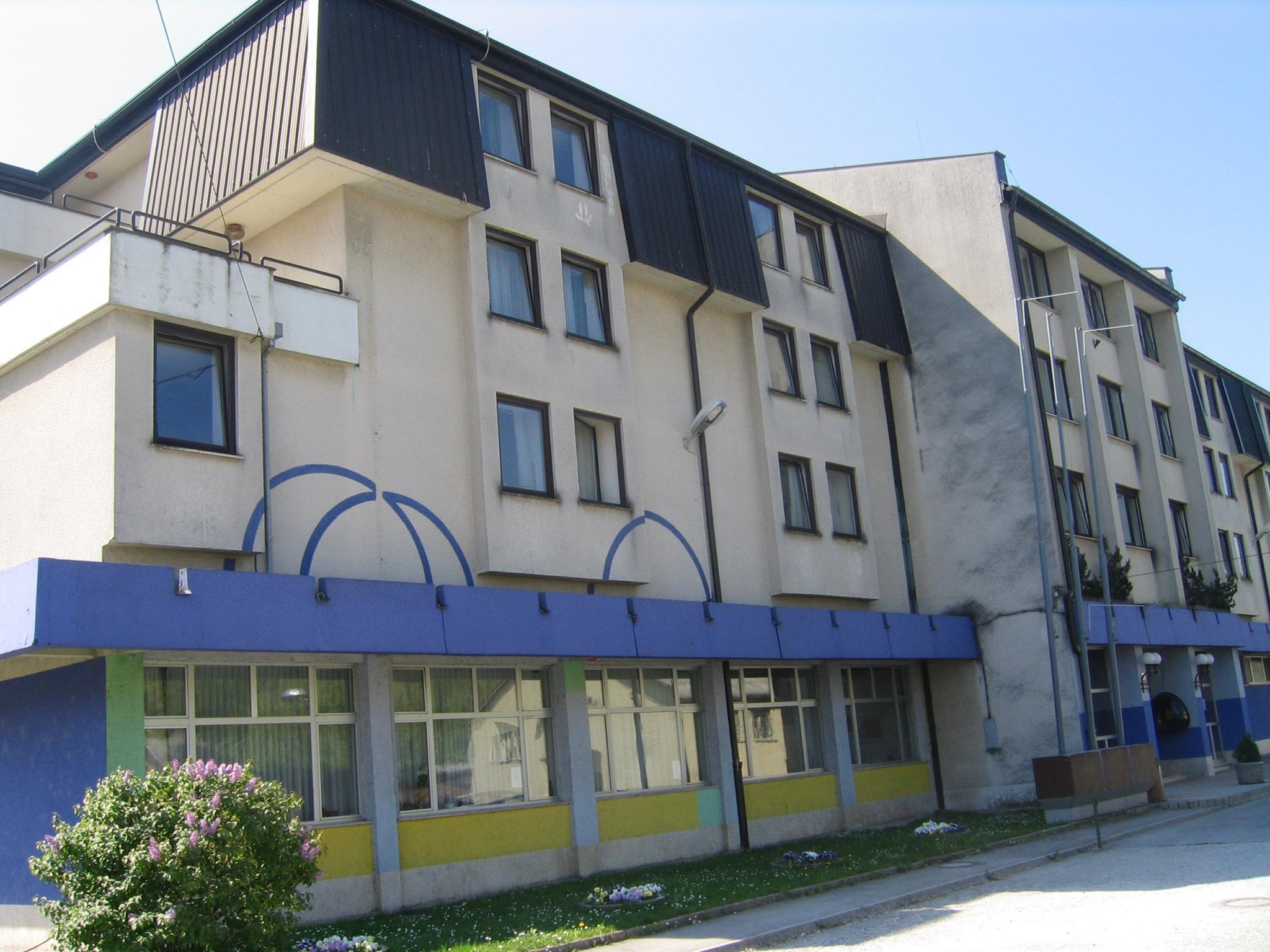 242225622_105080561929277_5757738195196931446_n