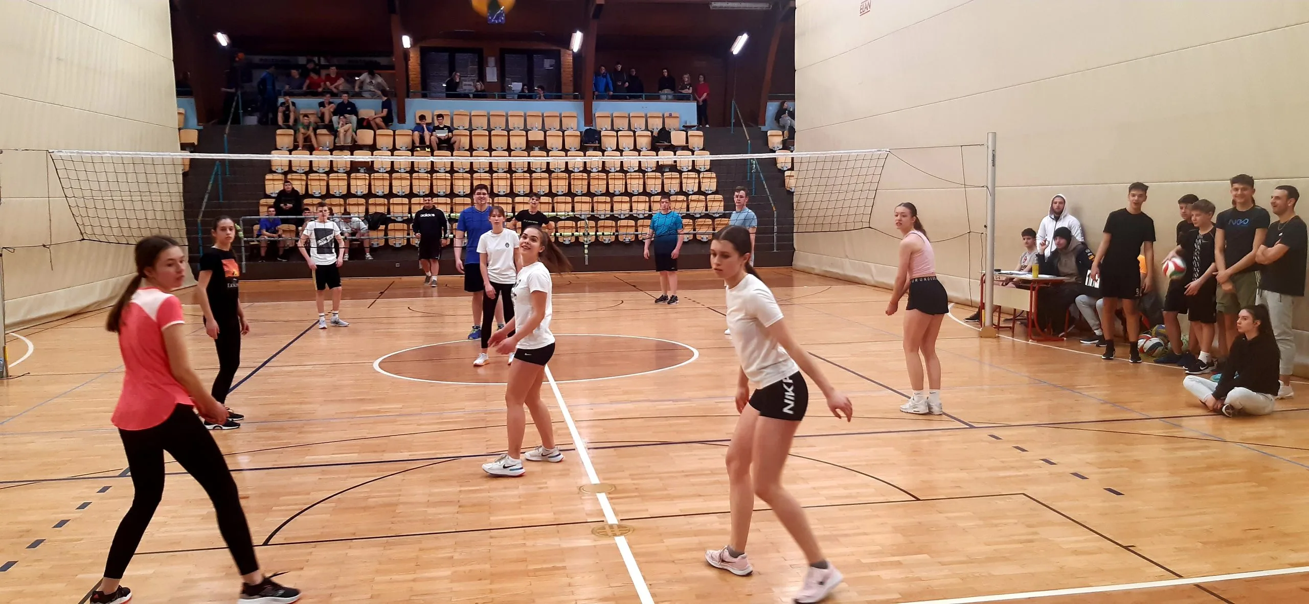 Športni dan 2.3.2023, tekmovanje v odbojki Športni dan 2.3.2023, tekmovanje v odbojki