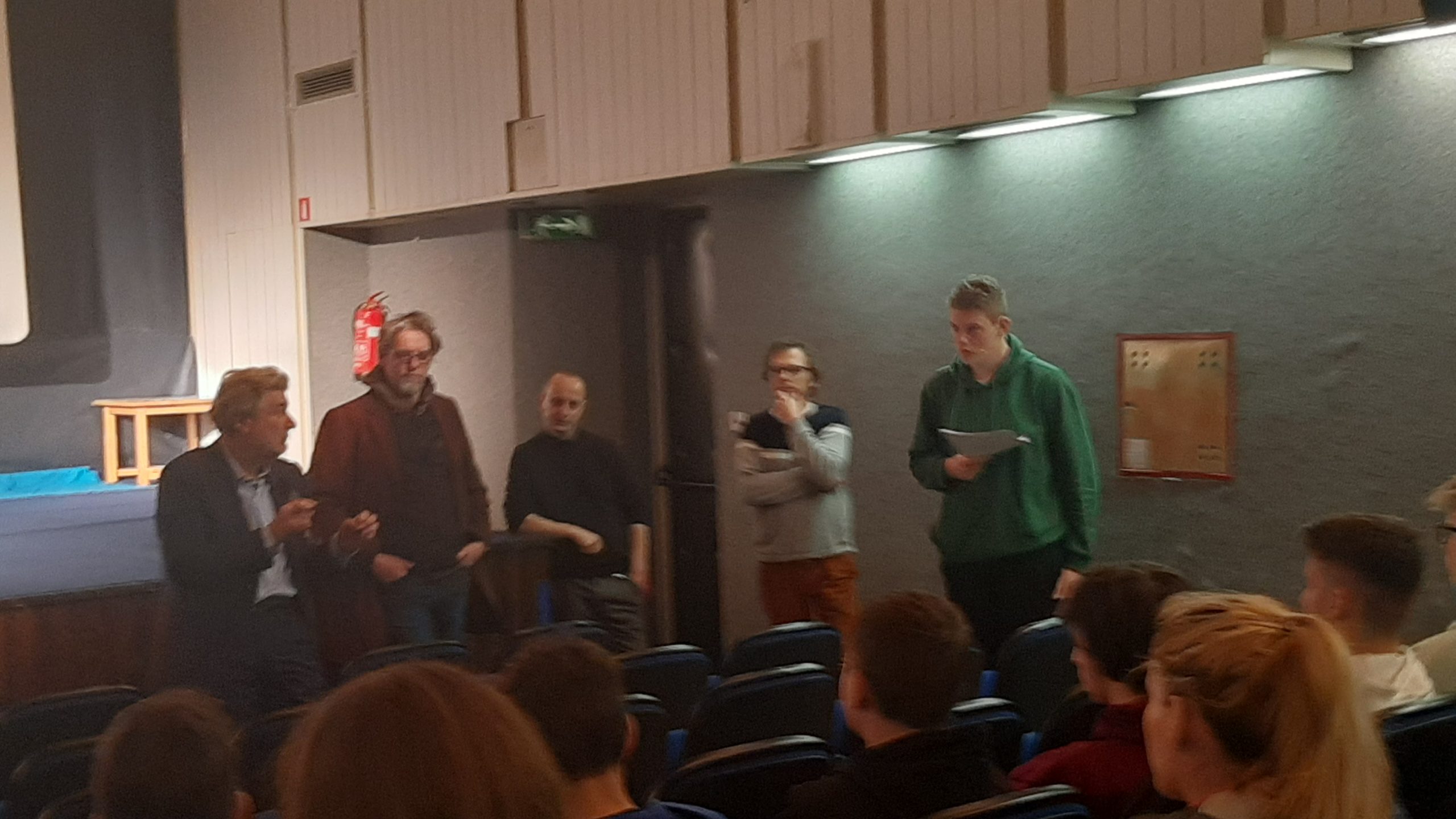Ogled filma Tržaške prikazni