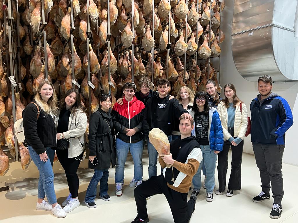 Esplorando i tesori architettonici ed enogastronomici del carso e della valle del Vipacco Esplorando i tesori architettonici ed enogastronomici del carso e della valle del Vipacco
