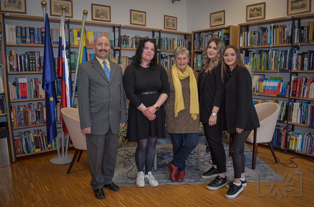 OKROGLA MIZA – Živeti z demenco