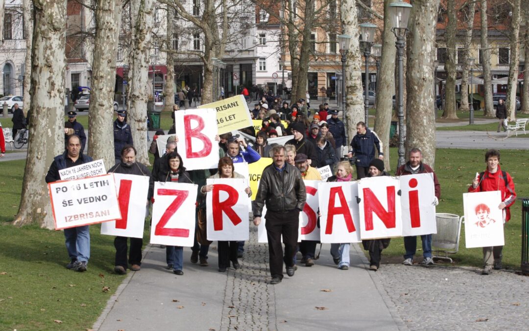 Vabilo na razstavo portretov in pričevanj izbrisanih