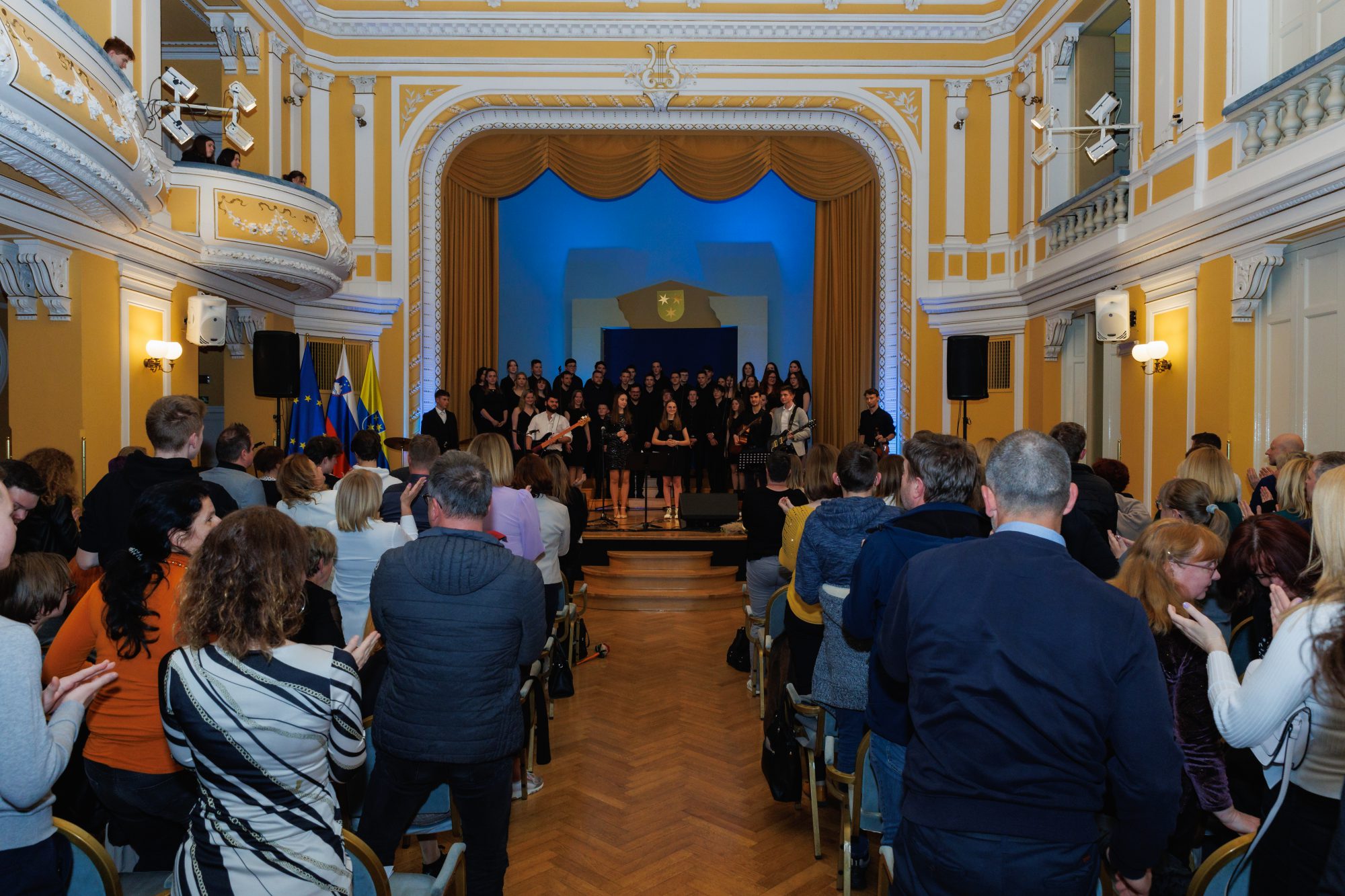 Dobrodelni koncert NARIŠI NOV DAN Dobrodelni koncert NARIŠI NOV DAN