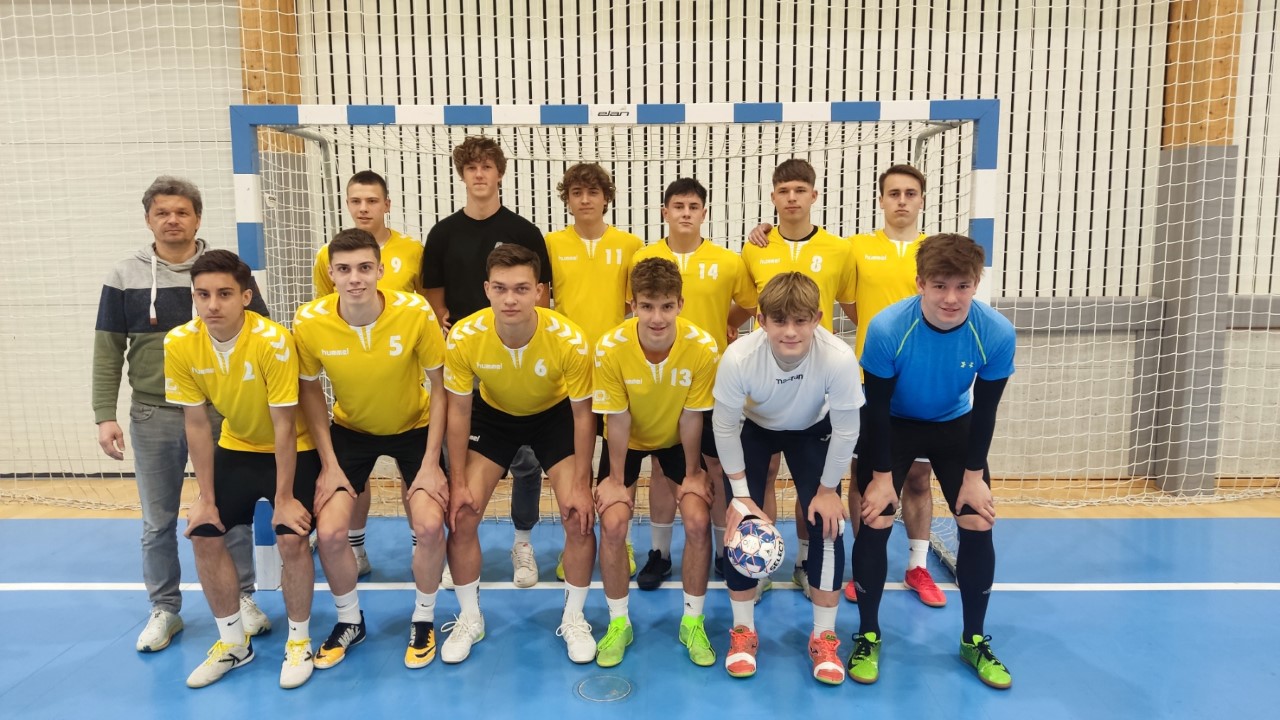 Nogomet – finale državnega šolskega tekmovanja Nogomet – finale državnega šolskega tekmovanja
