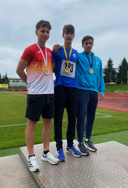 Lan Cirman, ki je dosegel 2. mesto v teku na 1000 m.