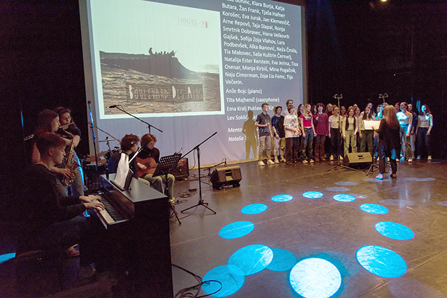 Nastop ledincev na Fete de la musique