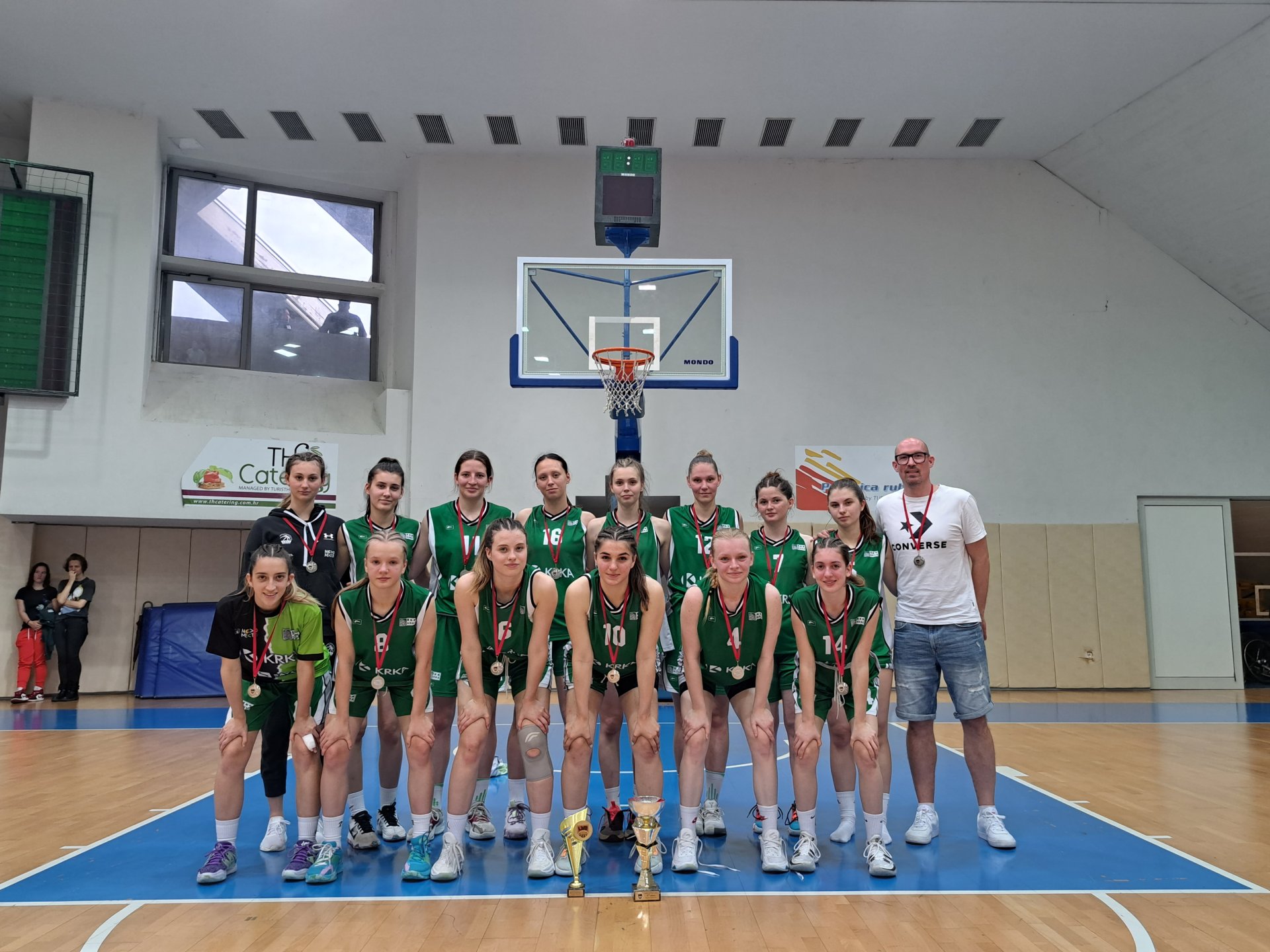 Članice ženskega košarkarskega kluba Krka osvojile naslov podprvakinj mednarodne lige