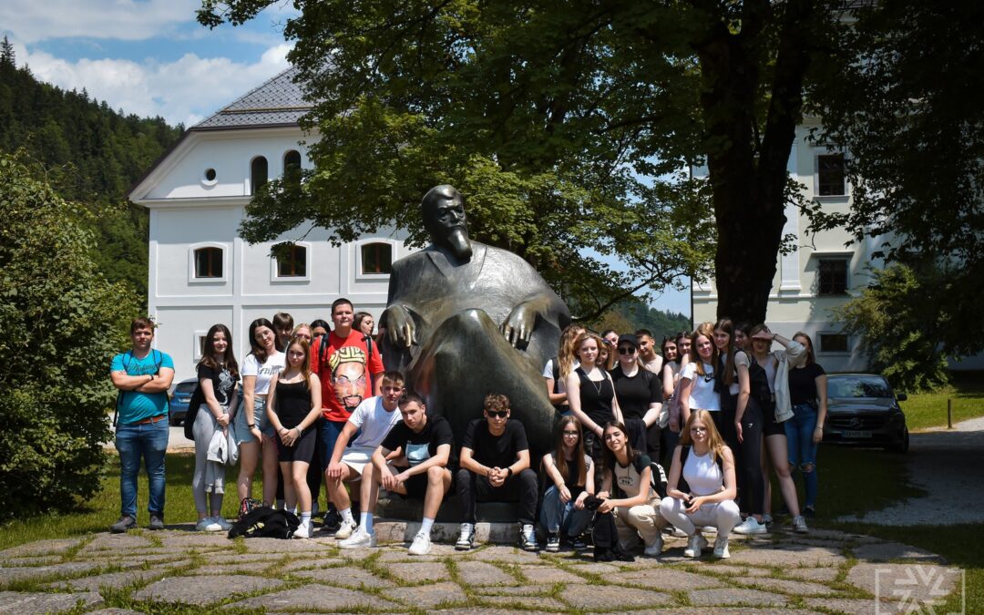 Literarno-umetnostna ekskurzija v Ljubljano, Prekmurje in Škofjo Loko/Visoko