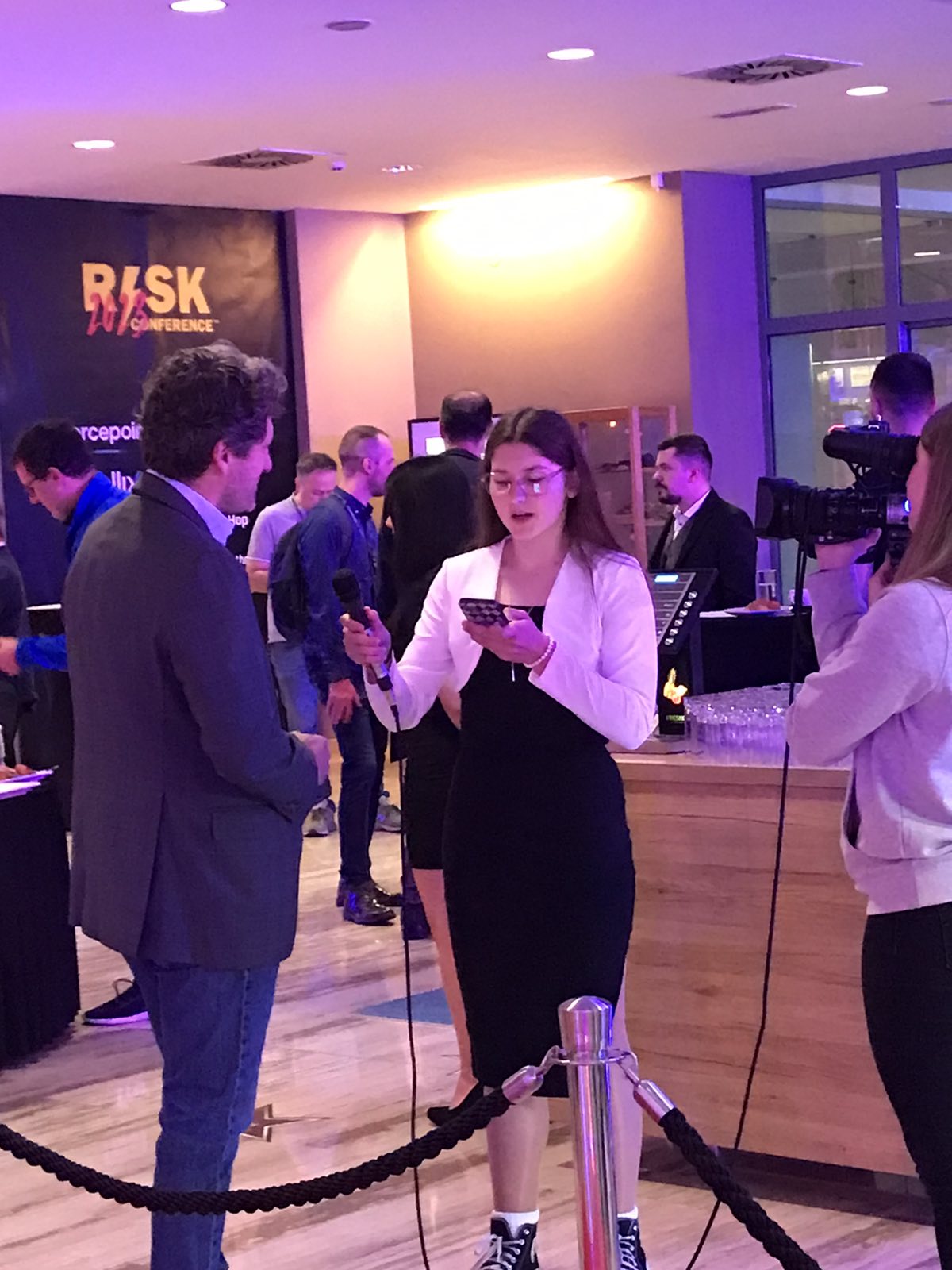 Sodelovanje dijakov oddelka M-2. d na varnostni konferenci RISK 2023