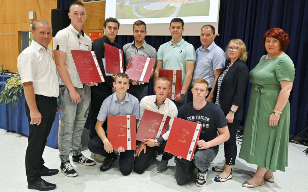Svečana podelitev spričeval zaključnega izpita