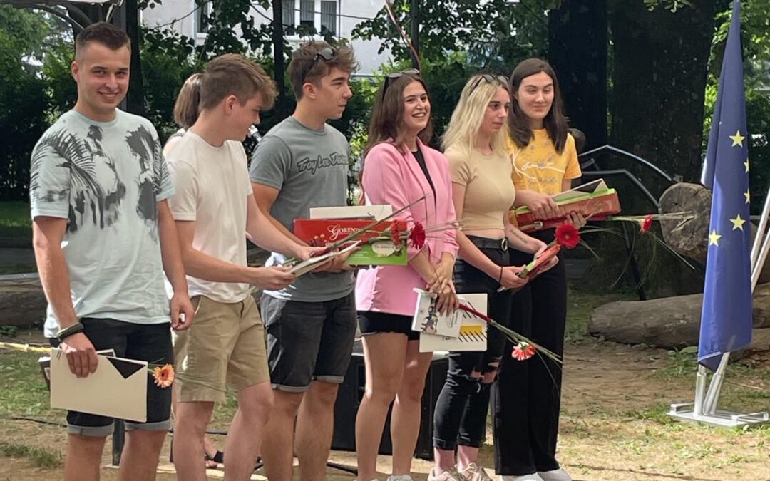Konec šole in podelitev spričeval zaključnega izpita
