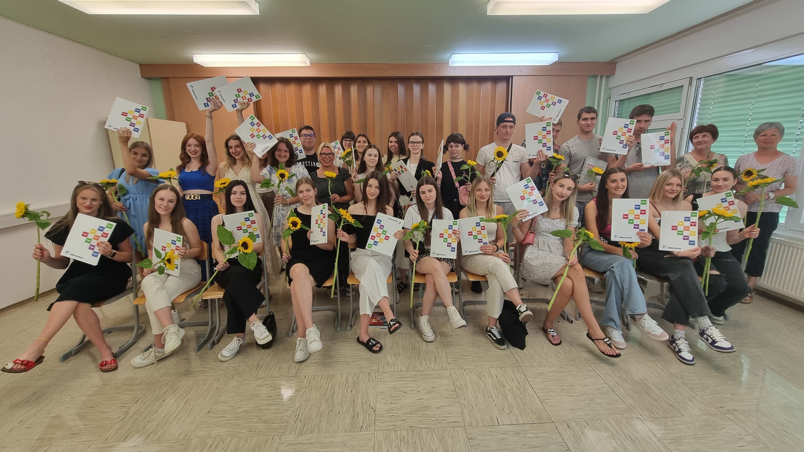 USPEŠNI MATURANTJE SPLOŠNE MATURE 2023 USPEŠNI MATURANTJE SPLOŠNE MATURE 2023