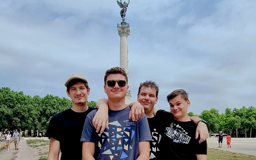 Ekipi SERŠ TEAM na svetovnem tekmovanju v robotiki