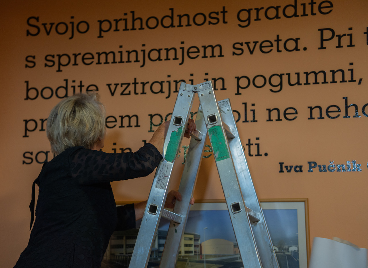 “Svojo prihodnost gradite s spreminjanjem sveta …”