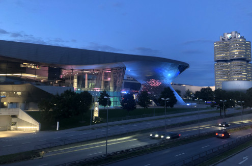 Zunanjost zgradbe »BMW Welt«
