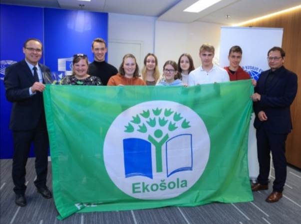 Pridobili smo zastavo Ekošole
