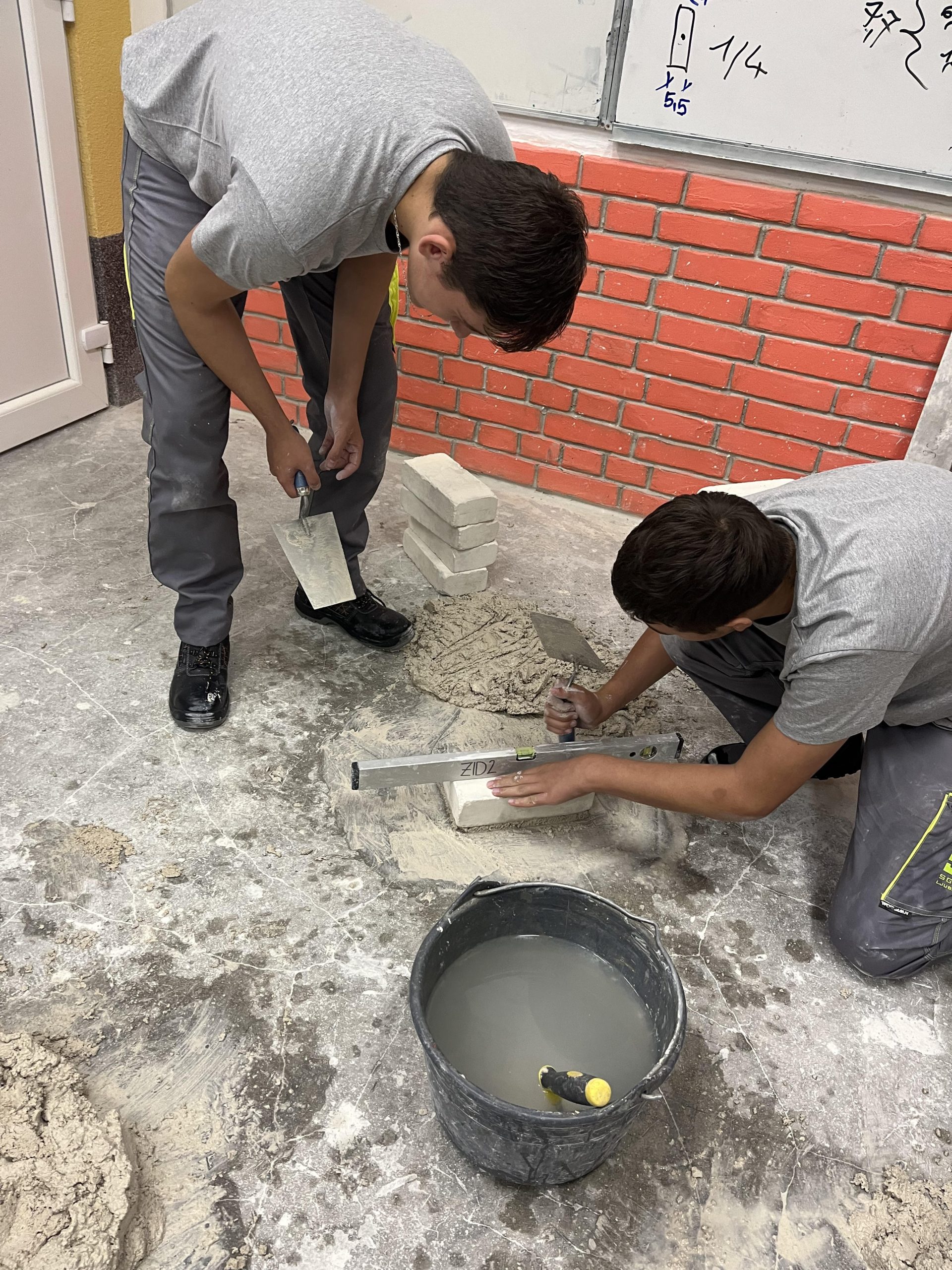 Materijali v gradbeništvu Materijali v gradbeništvu