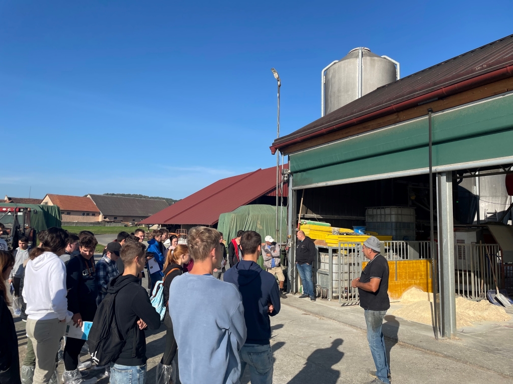 Obisk kmetije Žampa in podjetja ŽIPO