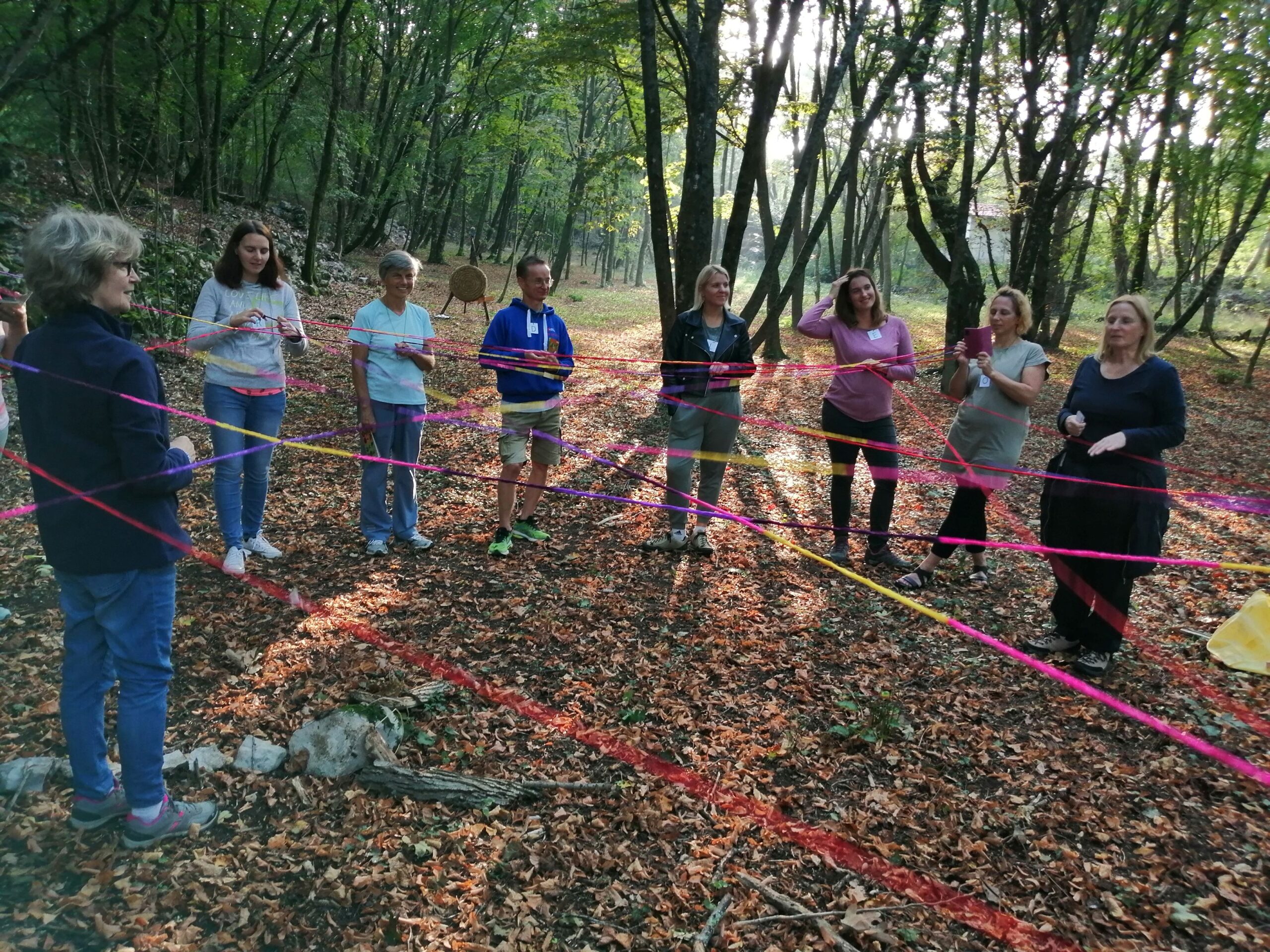 Gozdna pedagogika in zelena učna okolja Gozdna pedagogika in zelena učna okolja