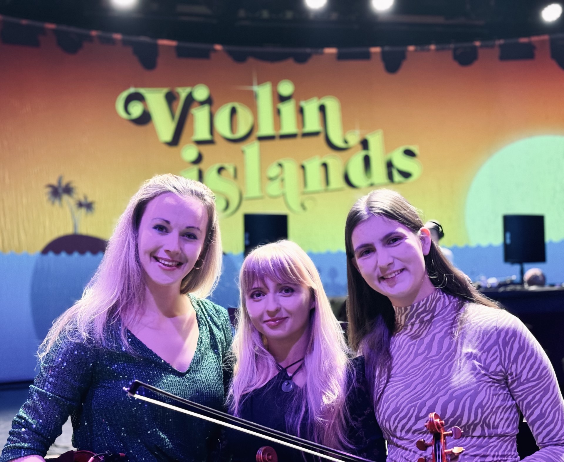 Sodelovanje naše dijakinje v predstavi “Violin Islands” Sodelovanje naše dijakinje v predstavi “Violin Islands”