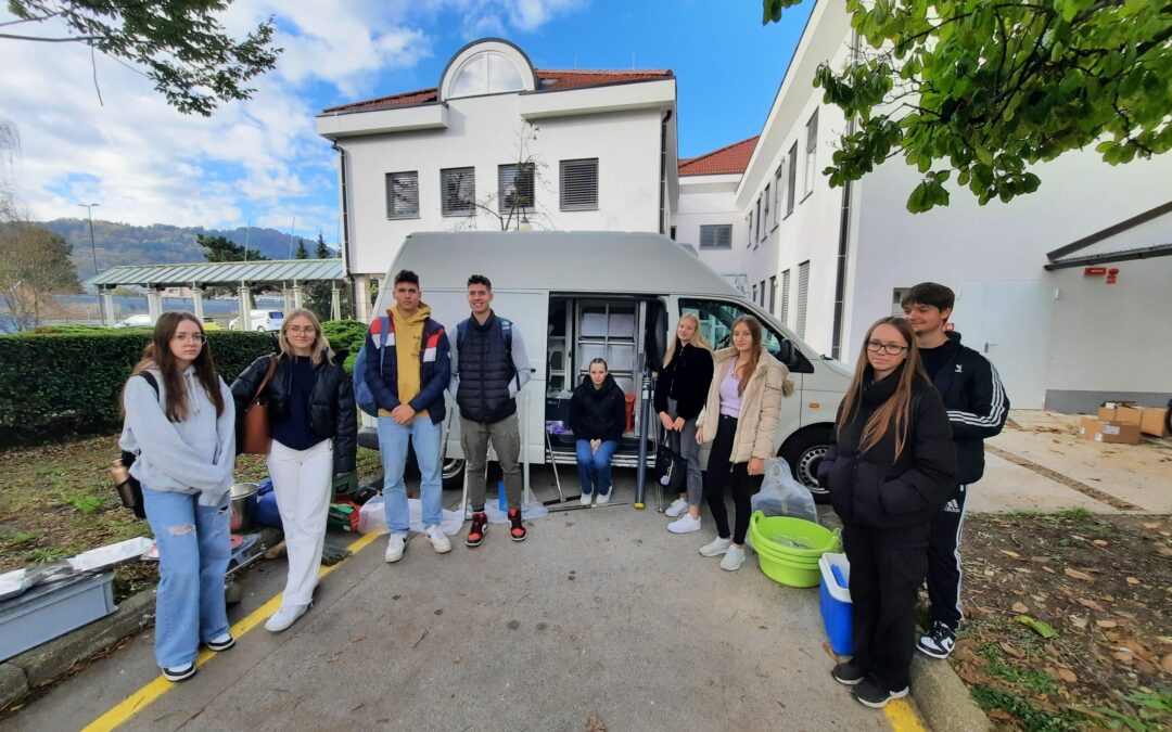 OGLED NACIONALNEGA LABORATORIJA ZA ZDRAVJE, OKOLJE IN HRANO