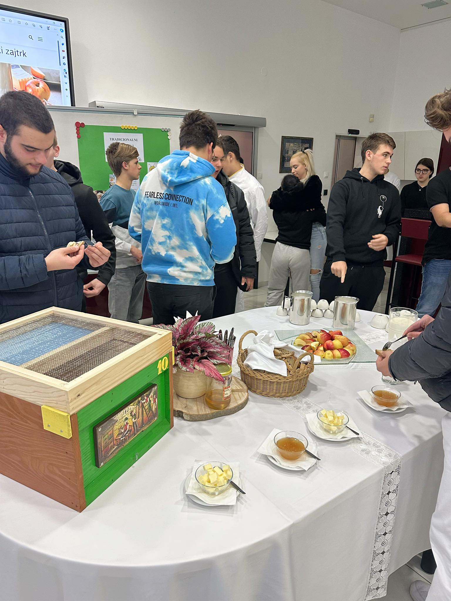 Tradicionalni slovenski zajtrk Tradicionalni slovenski zajtrk