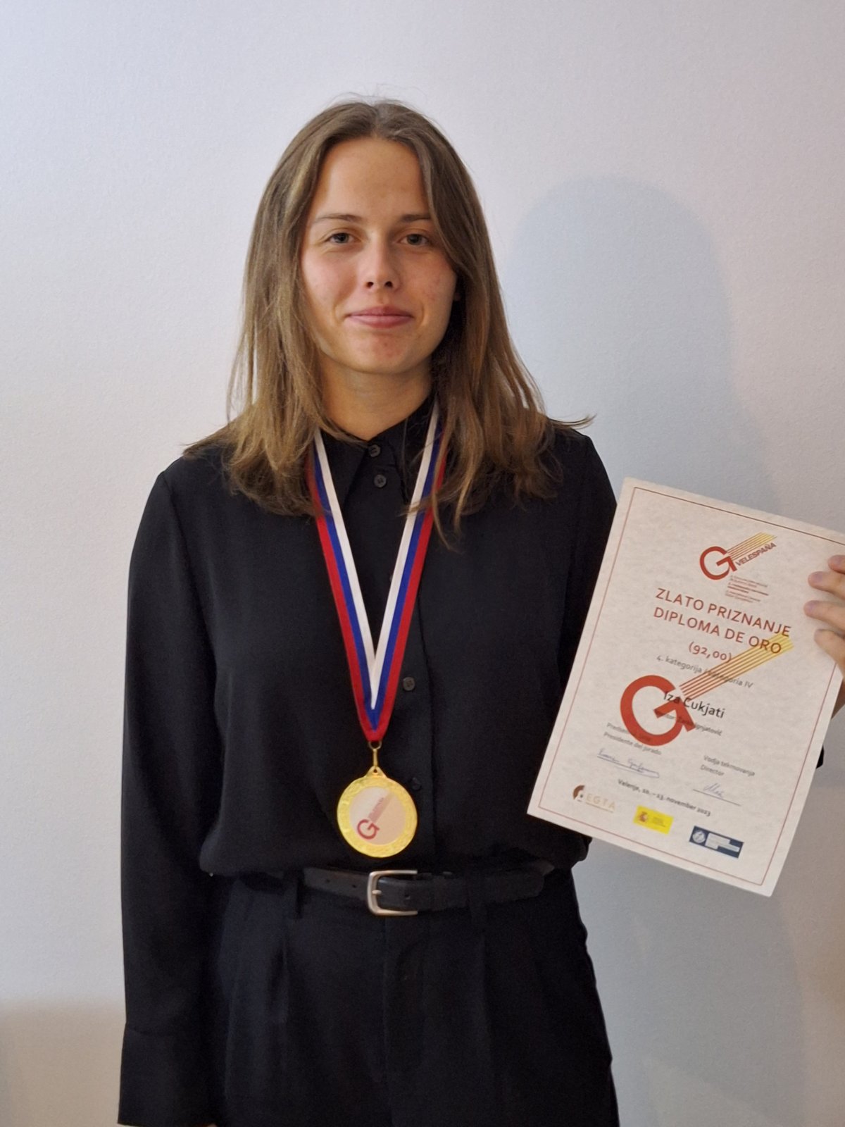 Zlata kitaristka Zlata kitaristka