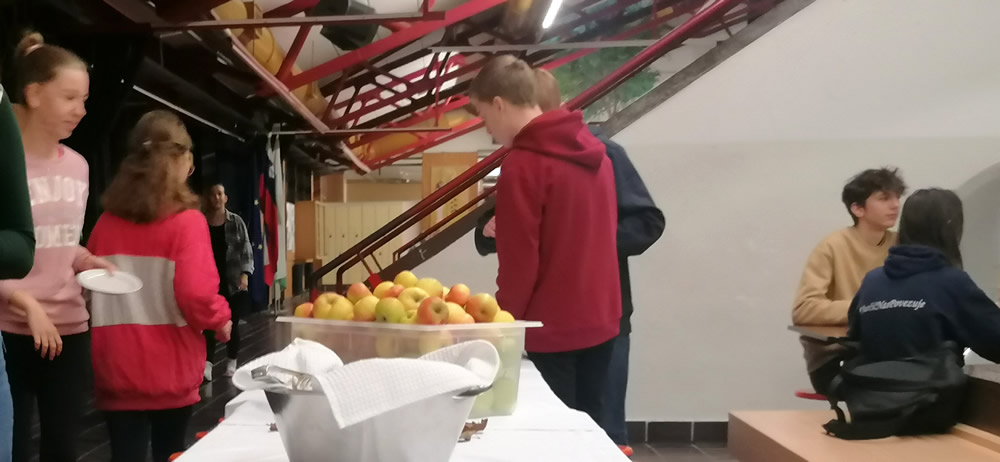 Tradicionalni slovenski zajtrk na Jurčiču