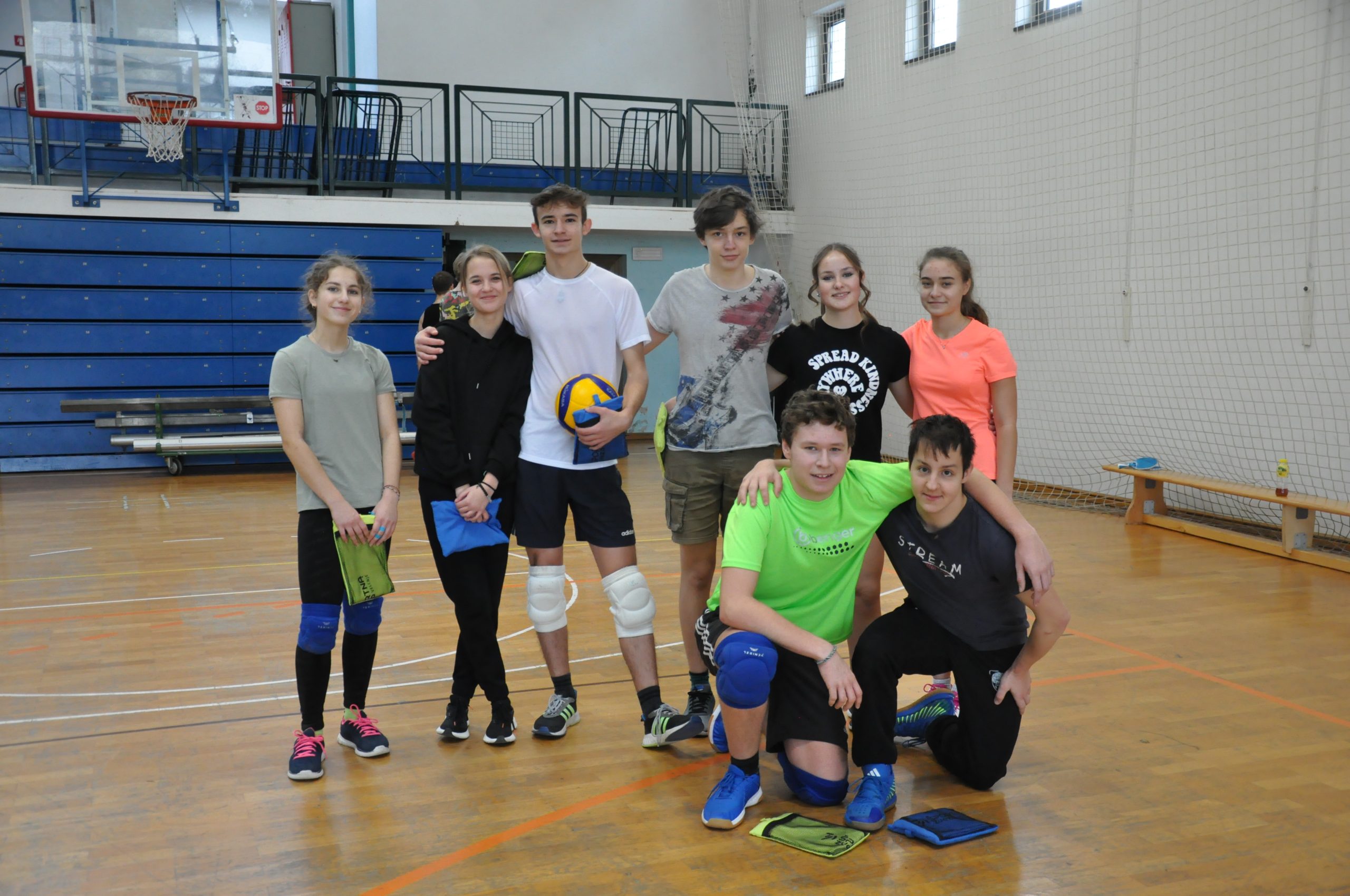 Zmaga 1. U med umetniki v šolski ligi odbojke Zmaga 1. U med umetniki v šolski ligi odbojke