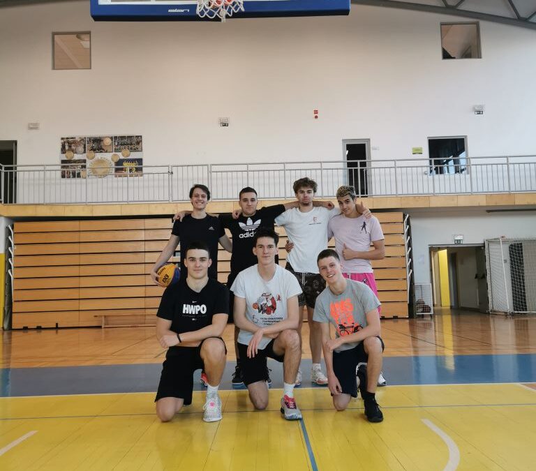 FINALE MOŠKE MEDRAZREDNE KOŠARKE 3×3