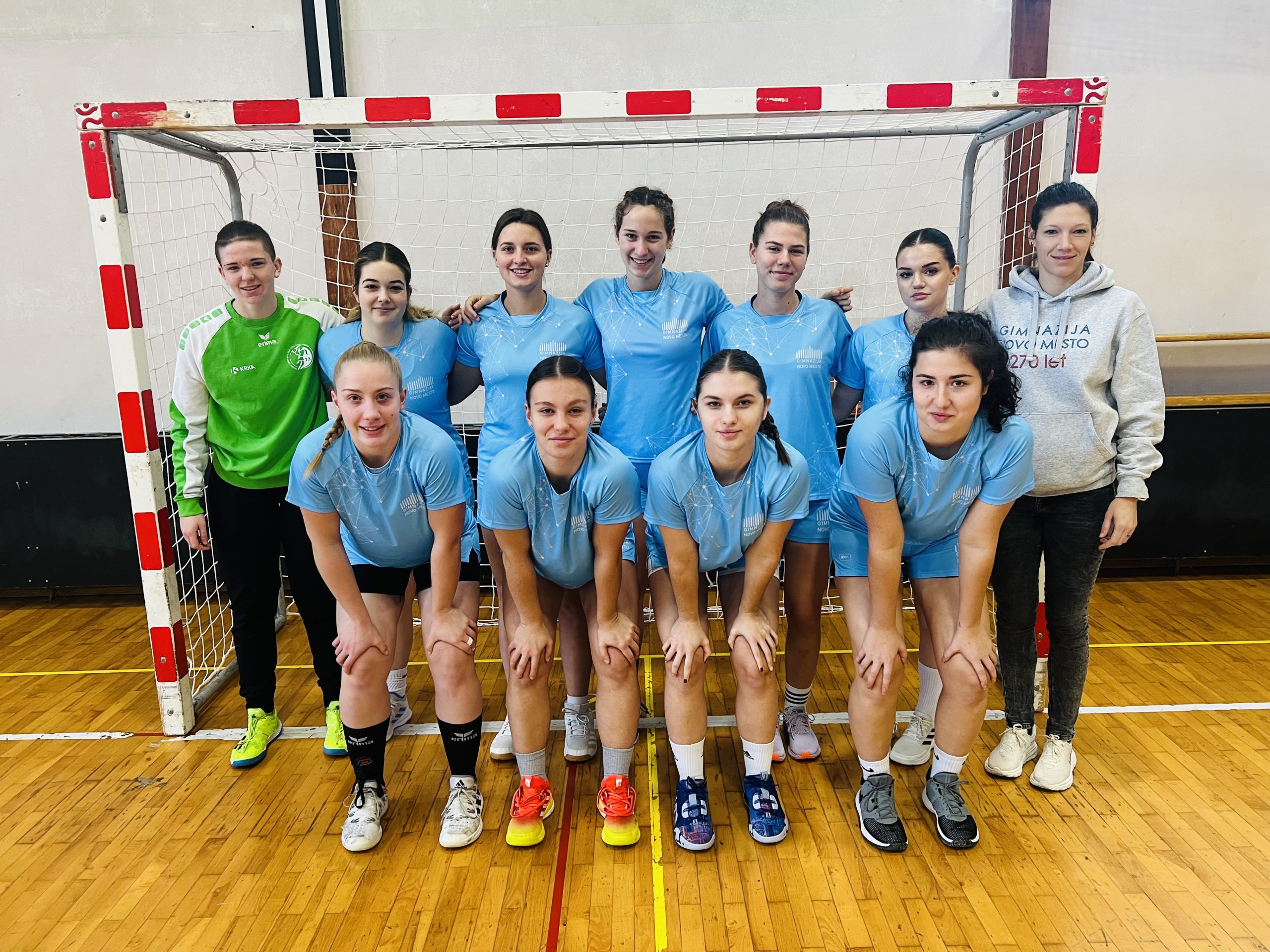 Rokometašice z borbenostjo in fair playem uvrščene v polfinale DP