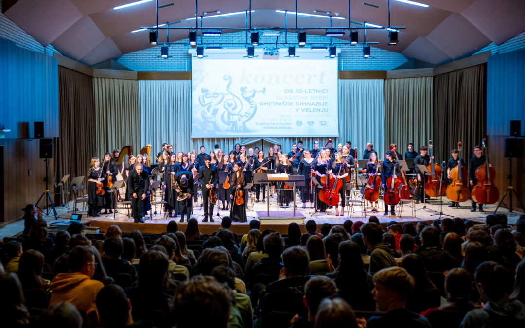 Slavnostni koncert ob 30-letnici glasbene smeri umetniške gimnazije