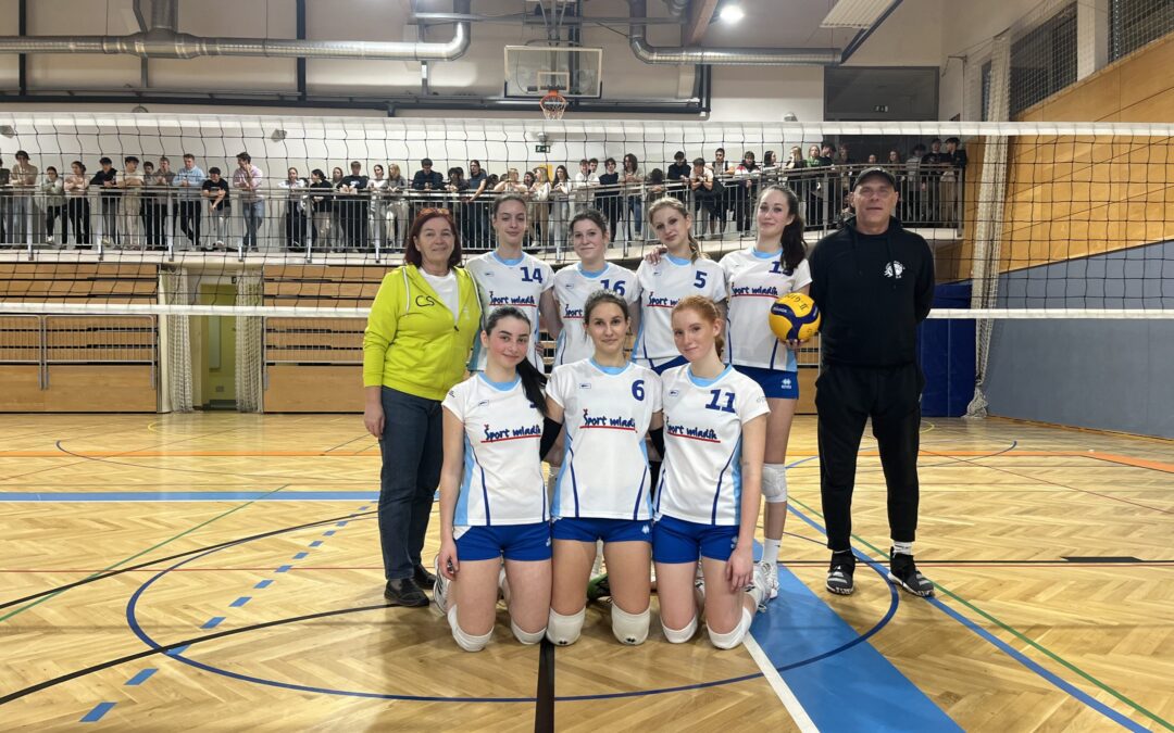 Četrtfinale DP v odbojki za dijakinje