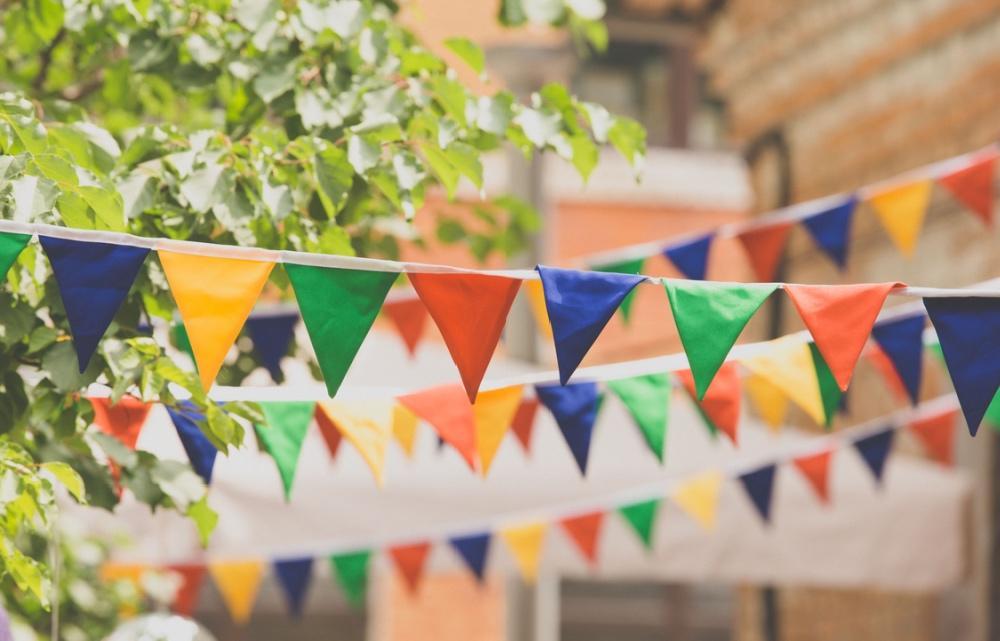 FESTIVAL TISOČERIH ZGODB