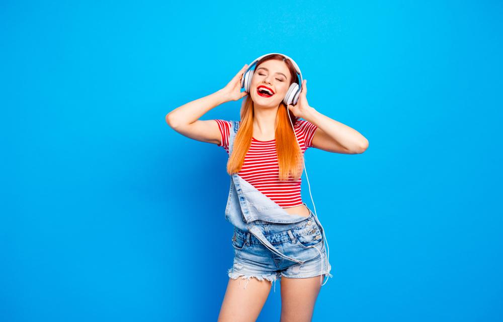 NAJBOLJŠA PLAYLISTA ZA ZAČETEK ŠOLSKEGA LETA